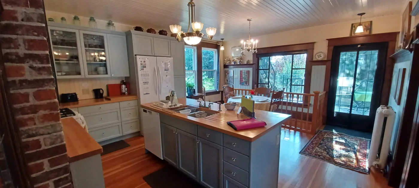 Main Floor  in Heritage Home — photo 5